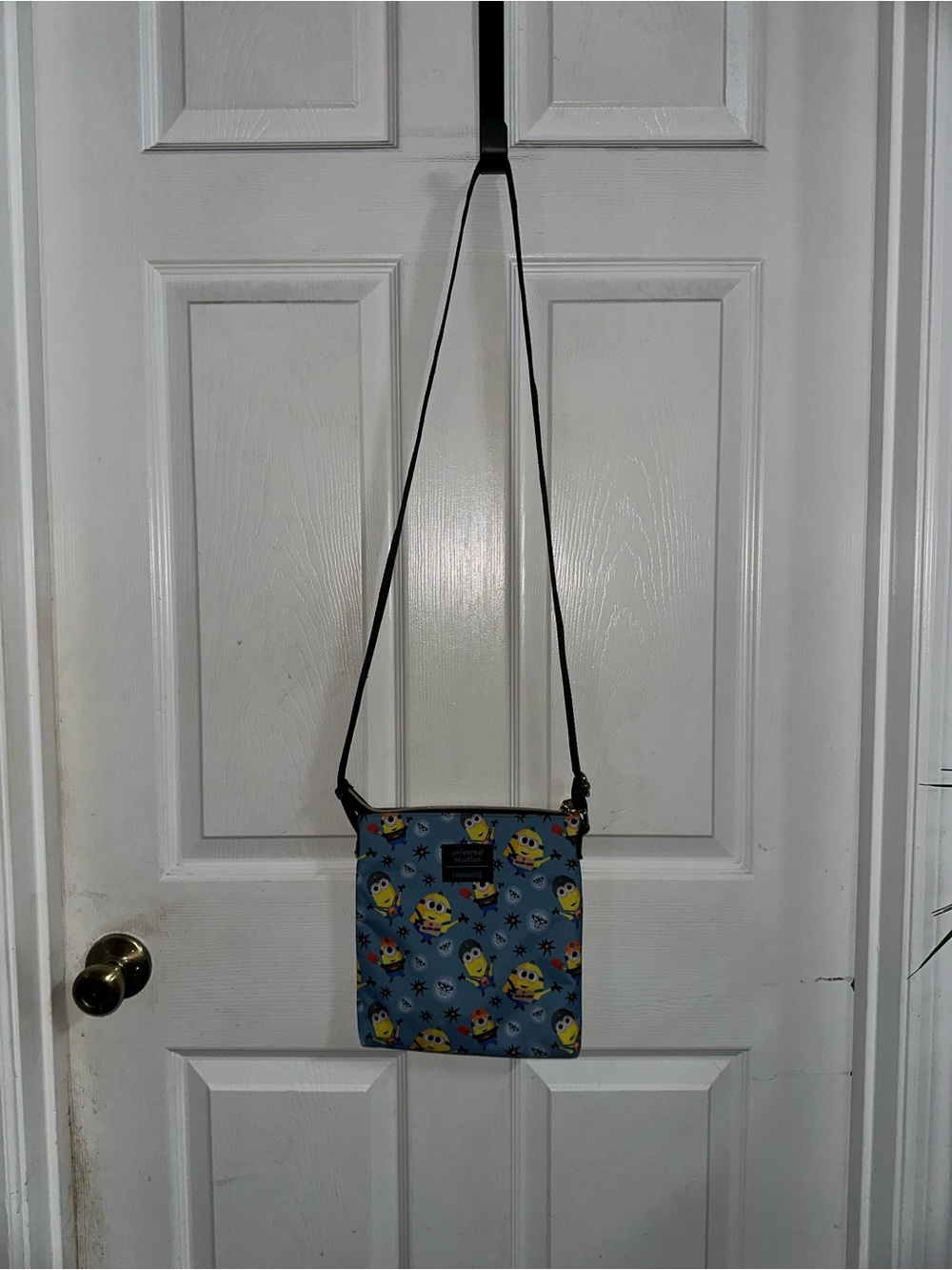 NWOT Universal Studios Loungefly Minion Crossbody Bag